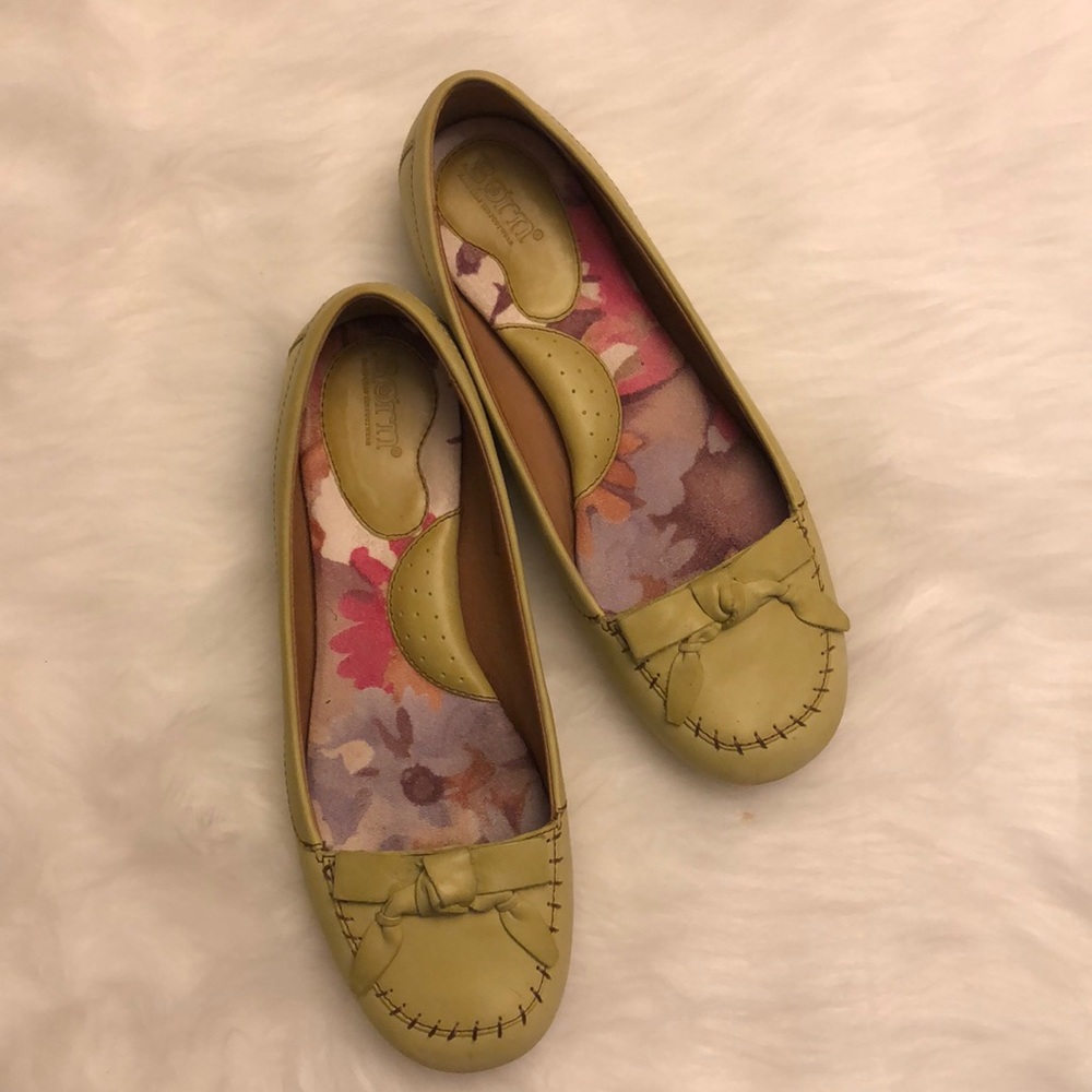 Born women’s flats/ loafers, size 9.5